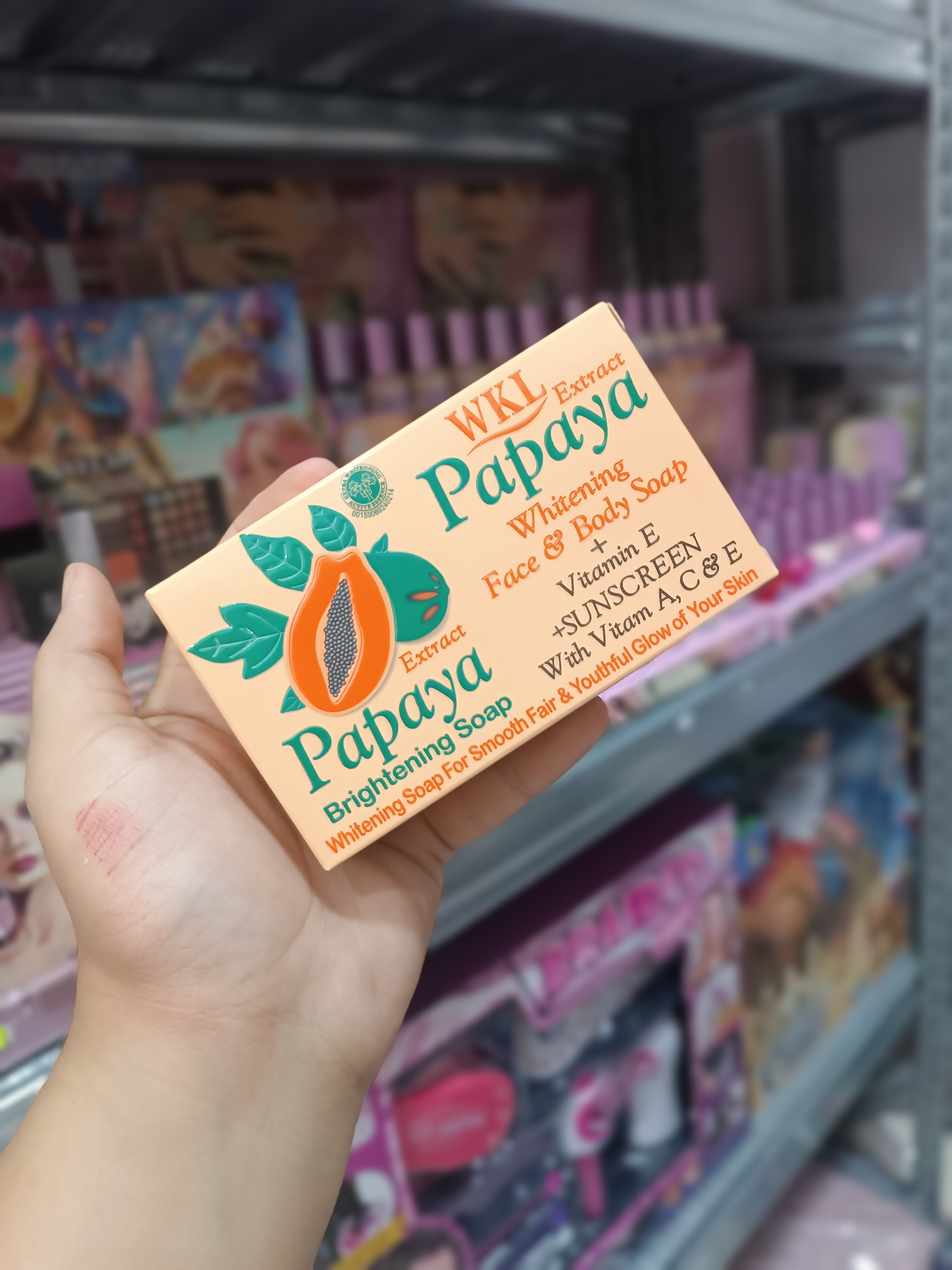 Savon de bain blanchissant à la vitamine EWKL Savon solide pour le corps et les mains à la papaye pour adultes Nettoyant enrichi en minéraux Hydratant pour la peau